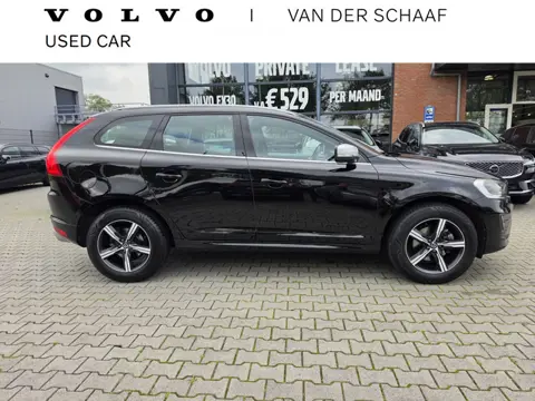 Volvo XC60 2.0 T5 FWD Nordic+ | Achteruitrijd Camera | Afneembare Trekhaak | / R-Design | Voorstoele