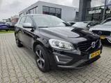 Foto 29 van Volvo XC60 2.0 T5 FWD Nordic+ | Achteruitrijd Camera | Afneembare Trekhaak | / R-Design | Voorstoele