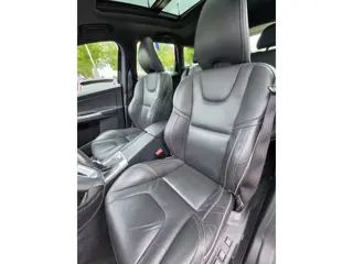 Foto 11 van Volvo XC60 2.0 T5 FWD Nordic+ | Achteruitrijd Camera | Afneembare Trekhaak | / R-Design | Voorstoele