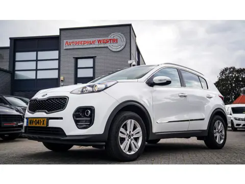 Kia Sportage 1.6 GDI DynamicLine | LED | Climatronic airco | Camera | Lane Assist | 6 bak | Koppelin