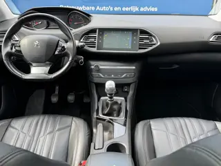 Foto 20 van Peugeot 308 SW 1.5 BlueHDi Executive|Distributie vv in 2026|2e Eigenaar|Trekhaak|Leder|Pano|CarPlay|