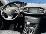 Foto 25 van Peugeot 308 SW 1.5 BlueHDi Executive|Distributie vv in 2026|2e Eigenaar|Trekhaak|Leder|Pano|CarPlay|