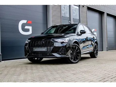 Audi Q3 45 TFSI e S edition | SONOS | Top view camera | Trekhaak | ACC | Standkachel | Ambiance