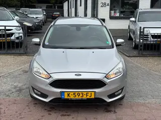 Foto 18 van Ford Focus Wagon 1.0 Titanium Edition nette auto !