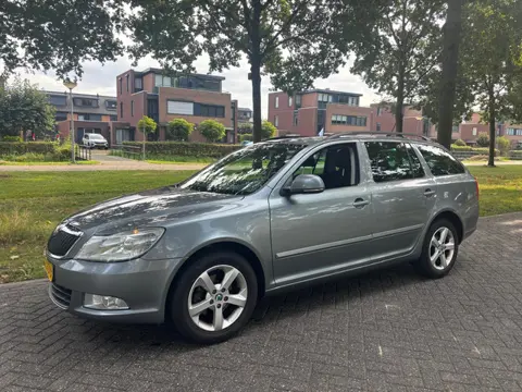 Škoda Octavia Combi 1.2 TSI Tour Business Line (bj 2012)