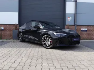 Audi 2.5 TFSI RS 3 quattro Limousine