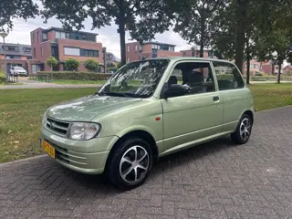 Daihatsu Cuore 1.0-12V XTi (bj 1999)
