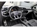 Foto 23 van Audi Q3 Sportback 45 TFSI e S edition | Pano | Top view camera | Keyless | Standkachel | LED