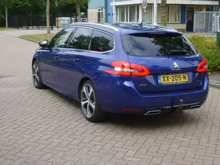 Foto 18 van Peugeot 308 SW 1.2 PureTech GT-line (bj 2019)