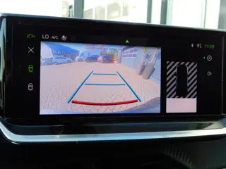 Foto 18 van Peugeot 2008 1.2 PureTech 130 GT compleet! Carplay, Navi enz.