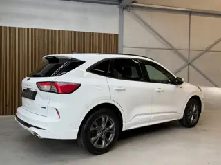 Foto 15 van Ford Kuga 2.5 PHEV ST-Line X