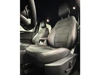 Foto 16 van Ford Kuga 2.5 PHEV ST-Line X*224PK*B&O*Navi*Camera*Carplay*Stoelverw*