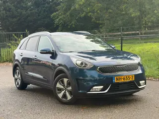Foto 19 van Kia Niro 1.6 GDi Hybrid ExecutiveLine /Carplay/Navi/Camera/Stoelverwarming/