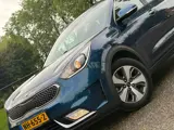 Foto 21 van Kia Niro 1.6 GDi Hybrid ExecutiveLine /Carplay/Navi/Camera/Stoelverwarming/