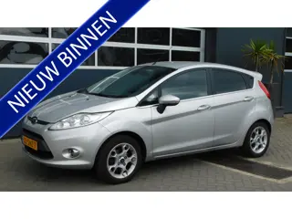 Ford Fiesta 1.4 Titanium LPG leren bekleding, bijzonder mooie auto!