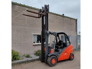 LINDE H35D Diesel Heftruck (bj2007)