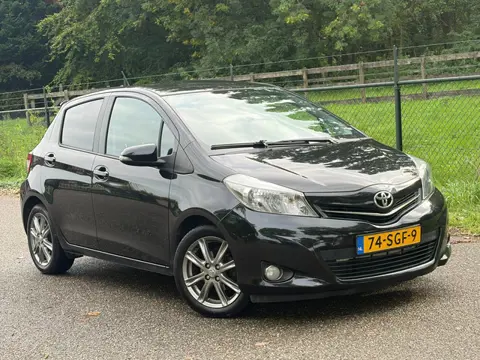Toyota Yaris 1.3 VVT-i Dynamic /Automaat/Navi/Camera/