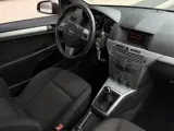 Foto 29 van Opel Astra GTC 1.8 Sport 140pk|Nieuw APK|Rijklaar
