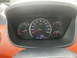 Foto 14 van Hyundai I10 1.0i i-Motion Comfort Plus NWE APK/AIRCO