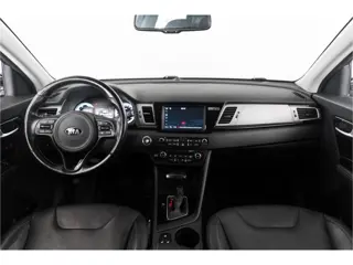 Foto 11 van Kia Niro 1.6 GDi Hybrid ExecutiveLine| Leder | Stoelventilatie | JBL | Trekhaak Camera|