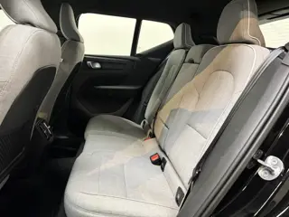Foto 17 van Volvo XC40 Recharge Plus 70 kWh Warmtepomp/ Stoel & Stuurverw./ Camera/ Apple CarPlay