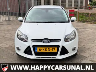 Foto 11 van Ford Focus 1.0 EcoBoost Titanium, AIRCO, NAVI, APK