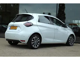 Foto 4 van RENAULT ZOE R135 INTENS 52 KWH SOH 93.8% | KOOPACCU | CARPLAY | CAMERA | PDC | STOEL. & STUURVERW.