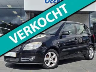 Skoda Fabia 1.4-16V Ambiente - NAP - NIEUWE APK - 5-DEURS - LICHTMETAAL