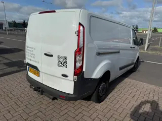 Foto 13 van Ford Transit Custom 330 2.2 TDCI L2H1 Ambiente