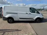 Foto 25 van Ford Transit Custom 330 2.2 TDCI L2H1 Ambiente