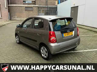Foto 17 van Kia Picanto 1.0 Seven, 5Drs, AIRCO, NAP, Nieuwe APK