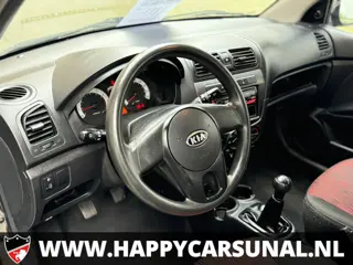 Foto 14 van Kia Picanto 1.0 Seven, 5Drs, AIRCO, NAP, Nieuwe APK