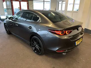 Foto 16 van Mazda 3 2.0 e-SkyActiv-G M Hybrid 122 Luxury | Adaptieve cruise control | Stoel+Stuurverwarming | He