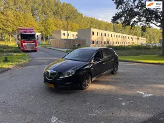 Lancia Delta 1.4-16V Argento Clima.Clima