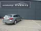 Foto 25 van Opel Astra Sports Tourer 1.4 Turbo Cosmo dealer onderhouden in top staat speciale uitvoering scherpe