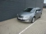 Foto 26 van Opel Astra Sports Tourer 1.4 Turbo Cosmo dealer onderhouden in top staat speciale uitvoering scherpe
