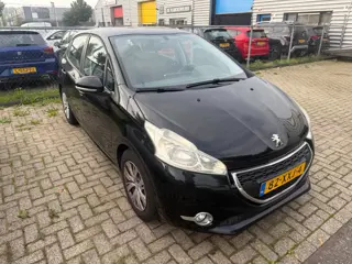 Foto 13 van Peugeot 208 1.2 VTi Airco|Cruise|APK 09-2027!!