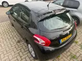 Foto 25 van Peugeot 208 1.2 VTi Airco|Cruise|APK 09-2027!!