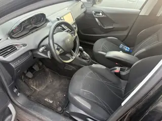 Foto 17 van Peugeot 208 1.2 VTi Airco|Cruise|APK 09-2027!!