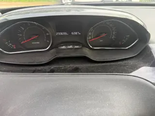 Foto 18 van Peugeot 208 1.2 VTi Airco|Cruise|APK 09-2027!!