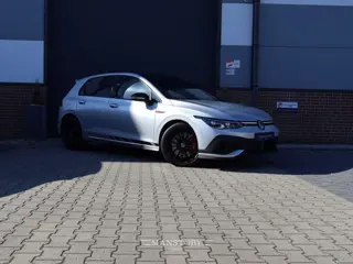 Volkswagen GOLF 8 GTI Clubsport 2.0 TSI | AKRA | Harman Kardon | Pano
