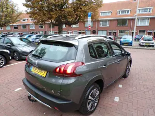 Foto 19 van Peugeot 2008 1.2 PureTech Allure VOL AUTOMAAT,,, NW DISTRIBRIEM GEDAAN