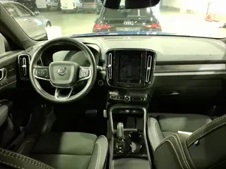 Foto 17 van Volvo XC40 1.5 T5 Twin Engine R-Design BOMVOL | HK-AUDIO | PANO | TREKH. | 360°