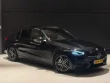 Foto 24 van Mercedes-Benz C-klasse 300e AMG Pano|Burmester|360|HUD|Memory|