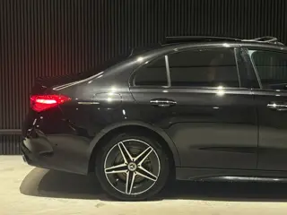 Foto 17 van Mercedes-Benz C-klasse 300e AMG Pano|Burmester|360|HUD|Memory|