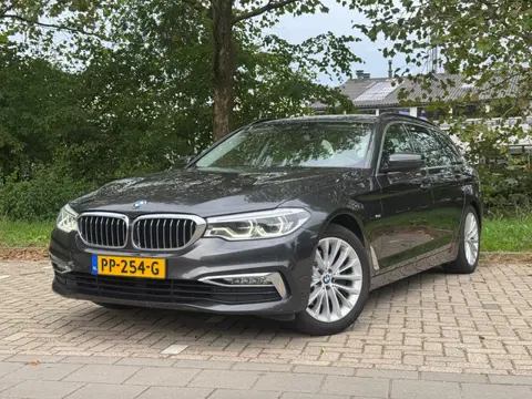 BMW 5-serie Touring 520d High Executive
