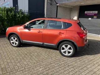 Foto 18 van Nissan Qashqai 1.6 Acenta / PANO DAK / CLIMA / CRUISE / APK SEPTEMBER 2027 / TREKHAAK