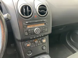 Foto 13 van Nissan Qashqai 1.6 Acenta / PANO DAK / CLIMA / CRUISE / APK SEPTEMBER 2027 / TREKHAAK