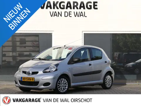 Toyota Aygo 1.0-12V Now | Zuinige auto | Lichtmetalen velgen | Airco | Orgineel Nederlands |