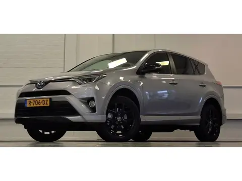 Toyota RAV4 2.5 Hybrid AWD Executive Trekhaak Leder Camera LED Mooi!